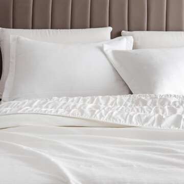 Great Bay Home Textured Spandex Full/Queen Quilt Set Includes Shams. White Heavyweight Bedspread, Al...