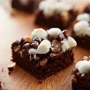 Wilton 8-Inch Non-Stick Cake Pans for Baking Bliss