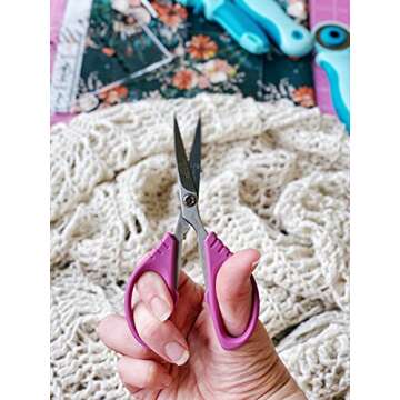 Havel's 5.5" Curved Tip Scissors for Embroidery and Sewing