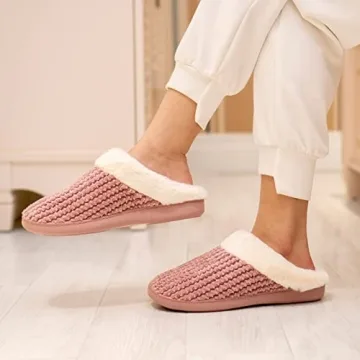 WateLves Slippers for Indoor & Outdoor Comfort