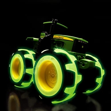 John Deere Lightning Wheels Tractor for Kids 3 and Up