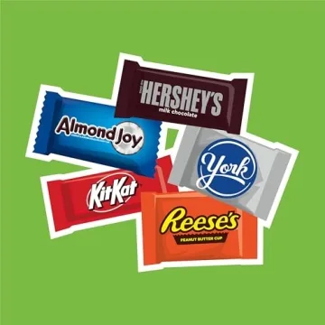HERSHEY'S Assorted Chocolate Candy Pack 30.22 oz