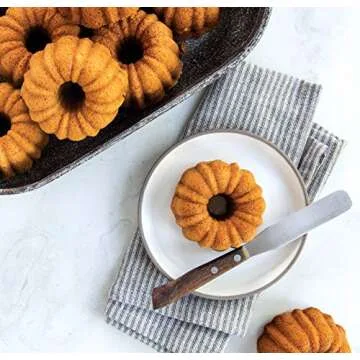 Nordic Ware Platinum Collection Anniversary Bundtlette Pan