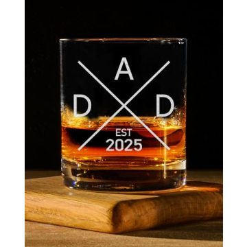 CARVELITA Dad Est 2025 Whiskey Glass - Pregnancy Announcements For Dad - 11oz Old Fashioned Bourbon Rocks Glass For Expecting Father - Dad To Be Gifts - Funny New Dad Gifts - First Time Dad Gifts