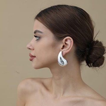 Apsvo Chunky Gold Hoop Earrings for Women - Lightweight Style