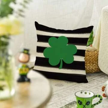 AVOIN Shamrock Throw Pillow Cover | St Patrick's Day Decoration