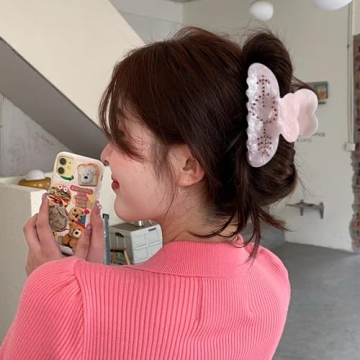 Chic Pink Heart Hair Claw Clip for Stylish Women