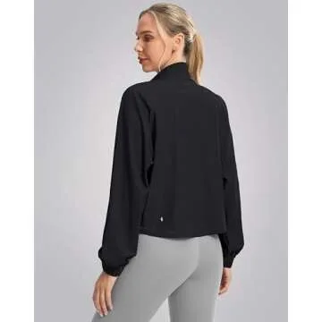 Soothfeel Women's Athletic Workout Jacket Lightweight UPF 50+ Long Sleeve Sun Protection Shirts Zip Up Cropped Sun Jacket Hiking Tops (Black, S)
