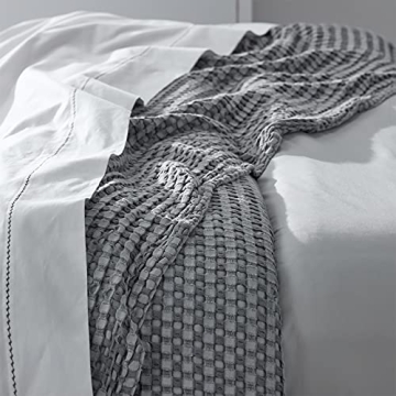 Bedsure Cooling Cotton Waffle Blanket for Year-Round Comfort