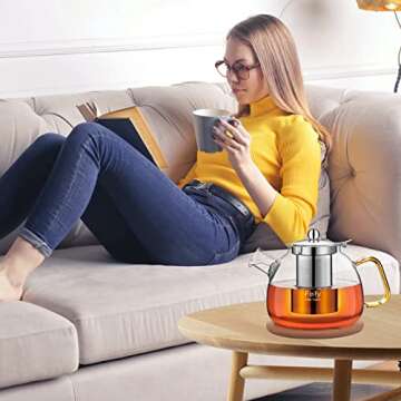 Elegant Glass Teapot with Removable Infuser Design