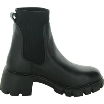 Steve Madden Women's HAYLE Ankle Boots for Comfort and Style