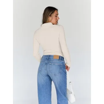 Trendy Queen Women's Turtleneck Long Sleeve Shirts Fall Fashion BasicThermal Underwear Tops Winter Clothes 2024 Beige XS