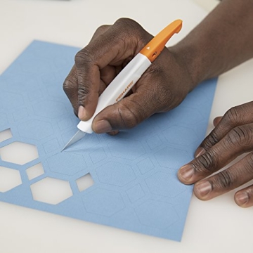 Fiskars Easy Change Detail Craft Knife with 3 Blades