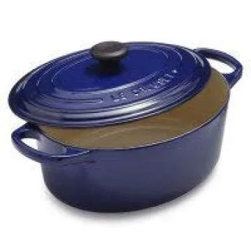 Le Creuset Signature Oval Dutch Oven - 3.5 Qt Cactus