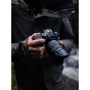 OM SYSTEM OM-1 Mark II Micro Four Thirds Camera Kit