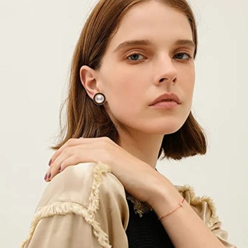 Jannisa Gold Clip-on Earrings Set – 15 Stylish Pairs