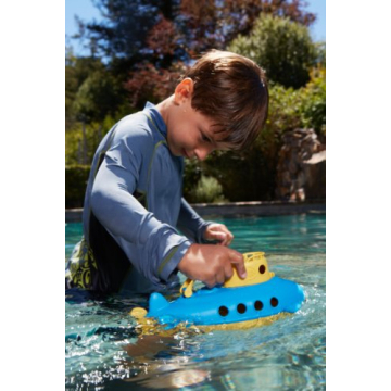 Eco-Friendly Green Toys Submarine Bath Toy for Toddlers