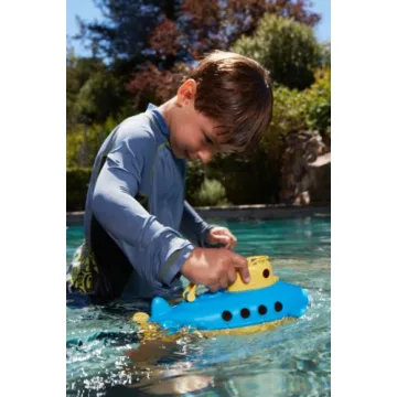 Eco-Friendly Green Toys Submarine Bath Toy for Toddlers