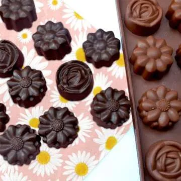 JarThenaAMCS 150Pcs Daisy Pink Wax Paper Spring Flower Deli Paper Pastel Floral Sandwich Wrap Paper Tissue Waterproof Oil-Proof Picnic Liners for Party Kitchen Supplies, 9.8 x 8.3 Inch