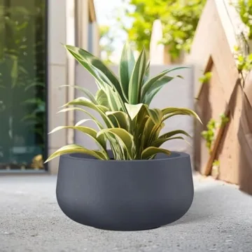 Kante 15.7" Modern Concrete Planter with Drainage Hole