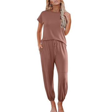Comfortable Women's Lounge Set for Chic Relaxation