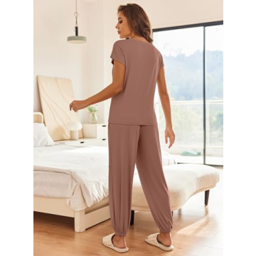 Comfortable Lounge Set for Chic Everyday Relaxation