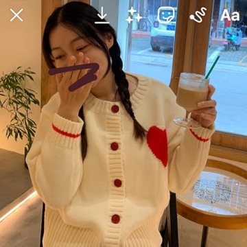 Chic Women’s Cute Cardigan Sweater Perfect For Any Occasion