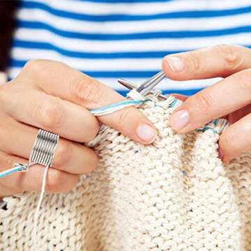 VinBee 6 Pack Knitting Crochet Loop Ring for Fingers 2 Size Crochet Ring Guide Finger Holder Knitting Thimble for Crochet Knitting Crafts Accessories Tool