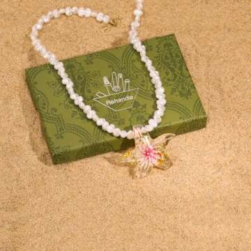 y2k Pink Starfish Necklace for Women Glass Starfish Unique Colors Murano Glass Pendant With Baroque Pearl Necklace Cute Summer Beach Seashell Necklace