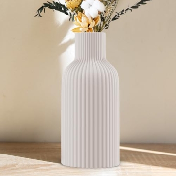 Elegant White Ceramic Flower Vase for Modern Homes