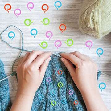 Grevosea 200pcs Knitting Stitch Rings, Colorful Knitting Stitch Markers Plastic Crochet Stitch Markers with Storage Box 100 Large +100 Small Stitch Marker Ring for Sewing Knitting Handmade Crafts