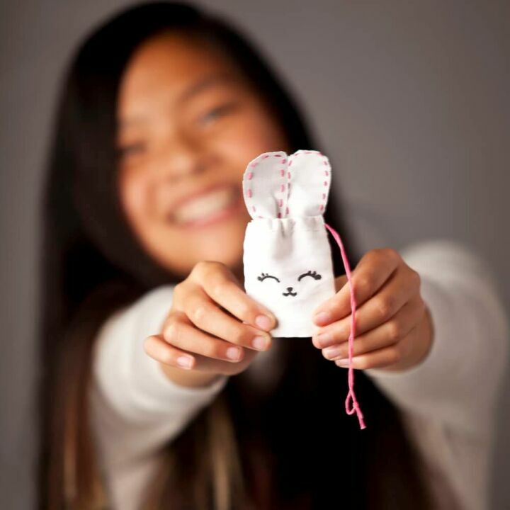 Learn to Sew Kit - 7 Fun Projects for Ages 7+