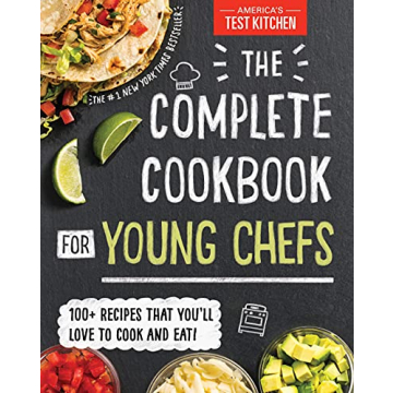 Young Chefs Cookbook: 100+ Fun Recipes for Kids