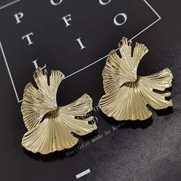 Stylish Gold Star Ginkgo Leaf Earrings for Women