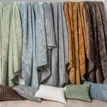 RECYCO Luxury Velvet King Size Quilt Set for All Seasons