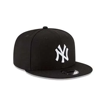 New Era New York Yankees mens Basic Black and White 9FIFTY Snapback 950