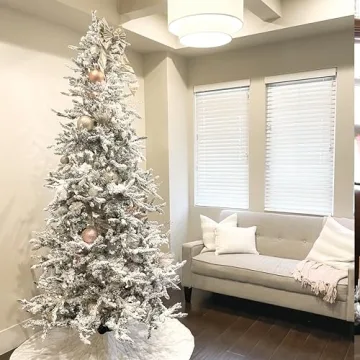 Fraser Hill Farm 7.5-Ft. Mountain Pine Flocked Artificial Christmas Tree with White Incandescent Smart Lights and Stand, Prelit Foldable Fake Tree with Realistic Snowy Foliage for Home Decoration