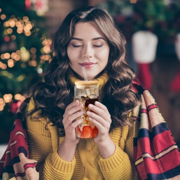 Glass Cups “20oz”,Glass Cups with Lids and Straws 4 pcs-DWTS Coffee Cups,Drinking Glasses Set,Glass Tumbler with Straw and Lid Gift 2 Cleaning Brushes