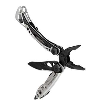 LEATHERMAN Skeletool Lightweight Multitool with Knife