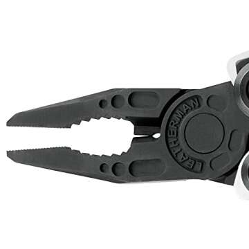 LEATHERMAN Skeletool Lightweight Multitool with Knife