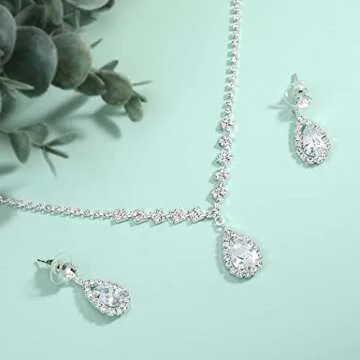 Unicra Bride Crystal Necklace Earrings Set Bridal Wedding Jewelry Sets Rhinestone Choker Necklace Prom Costume Jewelry Set for Women and Brides (A-Silver)