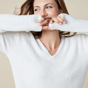 Softies Marshmallow V-Neck Lounge Set for Women XS