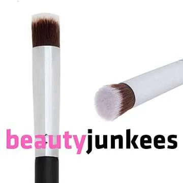 Under Eye Concealer Brush - Flawless Coverage & Versatile Use