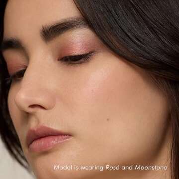Multifunctional Jane Iredale Eye Shadow Stick in Rosé