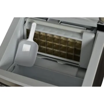 Luma Comfort Clear Ice Cube Maker - Fast & Portable