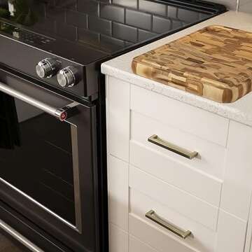 Solid Core Cabinet Pulls - Luxury Kitchen Hardware