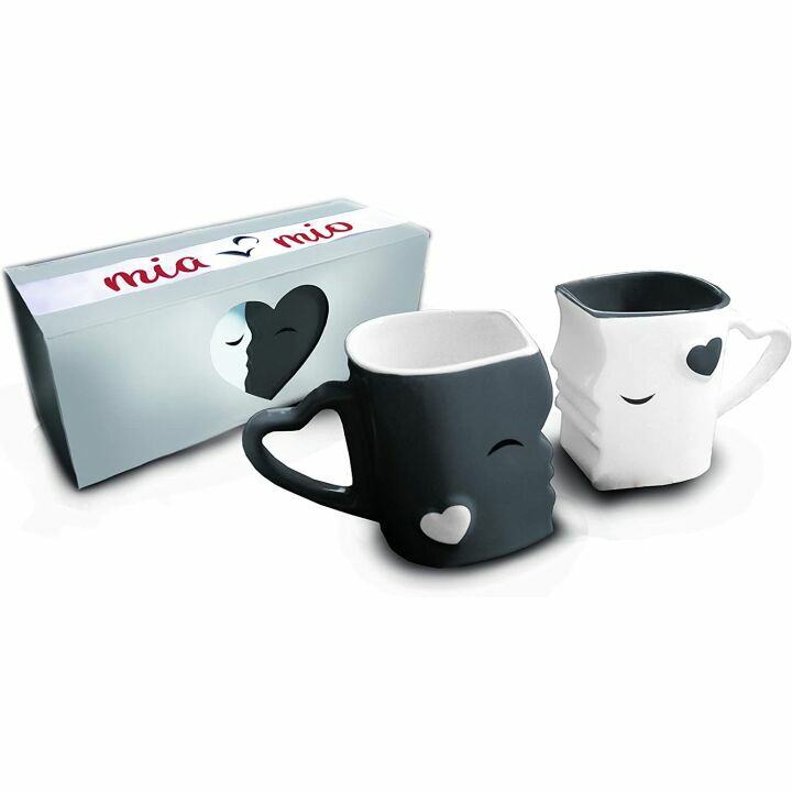 MIAMIO Bridal Kissing Mugs Gift Set for Weddings