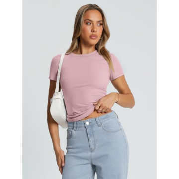 Trendy Queen Basic Short Sleeve Crop T-Shirts in Light Pink