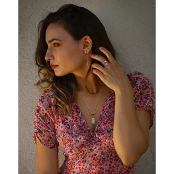 Elegant Gold Paperclip Chain Necklace with Pearl Pendant