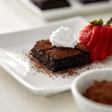 Ghirardelli Chocolate Company Sweet Ground Chocolate & Cocoa Gourmet Powder 3 lbs with Ghirardelli Stamped Barista Spoon